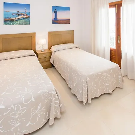 Sofía Playa Ibiza Es Cana